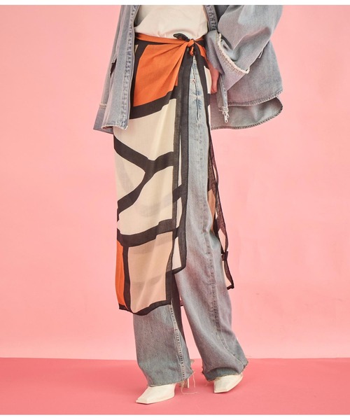 Settimissimo（セッティミッシモ）の「パネル プリント 大判 ストール（ストール/ショール・レディース・ベージュ/オレンジ・FREE）」の18枚目の写真