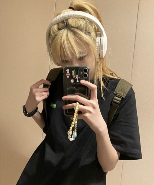 SHEENA(シーナ)の「バックプリントオーバーサイズTシャツ(Tシャツ/カットソー・レディース・ブラック/ホワイト・M)」の3枚目の写真