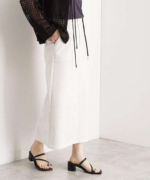 THE SHOP TK （ザ ショップ ティーケー ）の「裏毛ラメスカート【洗える】（スカート・レディース・アイボリー/グレー・12/13）」の3枚目の写真