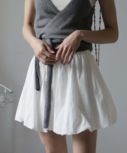 Ulysses（ユリシス）の「【インナーパンツ付き】バレエコアバルーンミニスカート/スカパン（スカート・レディース・ホワイト/ブラック・F）」の2枚目の写真