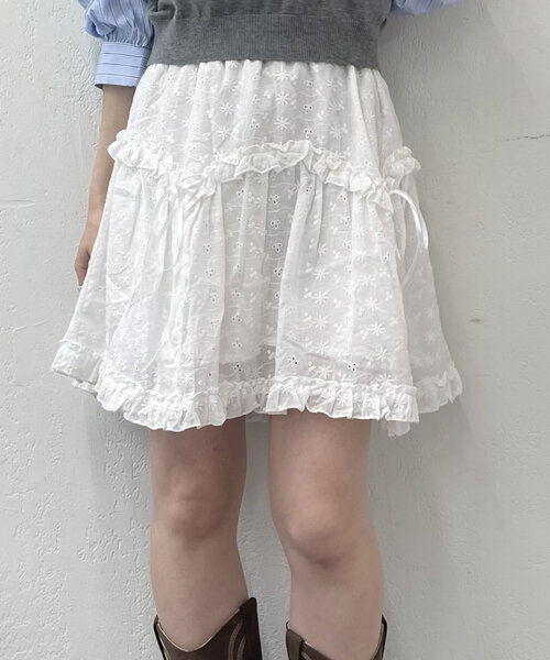 w closet(ダブルクローゼット)の「シフリーレーススカパン(スカート・レディース・オフホワイト/ブラック・FREE)」の3枚目の写真