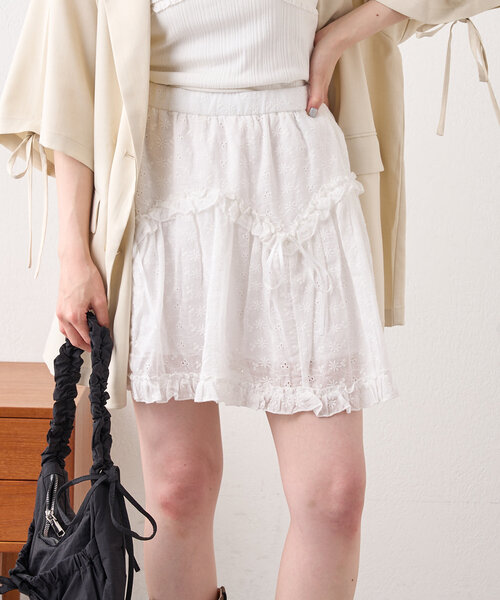 w closet(ダブルクローゼット)の「シフリーレーススカパン(スカート・レディース・オフホワイト/ブラック・FREE)」の6枚目の写真