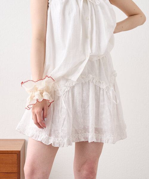 w closet(ダブルクローゼット)の「シフリーレーススカパン(スカート・レディース・オフホワイト/ブラック・FREE)」の9枚目の写真