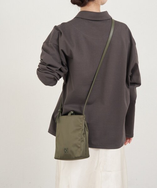 ラシット russet ダブルポケット横長ミニショルダーバッグ ラシット russet 横長ミニショルダー(CE－006－OUT) （Blac/BR