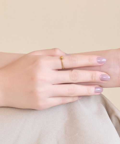 Phoebe（フィービィー）の「【金属アレルギー対応】ワンドロップメタルチェーンリング/サージカルステンレス（リング・レディース・イエローゴールド・FREE）」の12枚目の写真