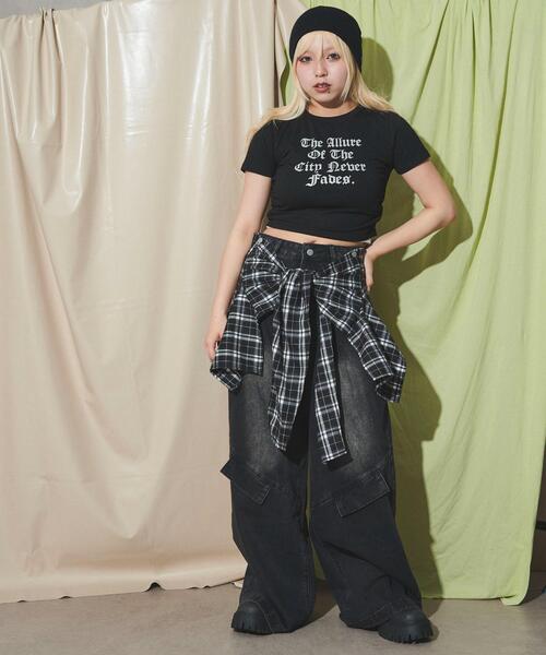 dispark（ディスパーク）の「DISPARK/ゴシックロゴサイドギャザーピチT（Tシャツ/カットソー・レディース・ブラック/ホワイト・FREE）」の14枚目の写真