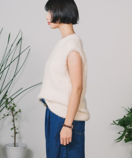 ESLOW(エスロー)の「▲ESLOW/エスロー FUR VEST ファーベスト(ニット/セーター・レディース・ホワイト・FREE)」の13枚目の写真