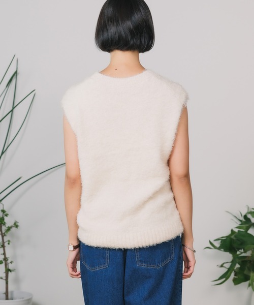 ESLOW(エスロー)の「▲ESLOW/エスロー FUR VEST ファーベスト(ニット/セーター・レディース・ホワイト・FREE)」の14枚目の写真