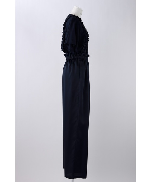 ENFOLD(エンフォルド)の「セミマットサテン シャーリングオールインワン(つなぎ/オールインワン・レディース・アイボリー/ダークネイビー・38/36)」の6枚目の写真