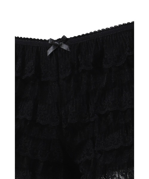 Jaded London（ジェイデッドロンドン）の「RHEA LACE BLOOMER SHORTS IN BLACK（その他パンツ・レディース・ブラック・X-SMALL）」の4枚目の写真
