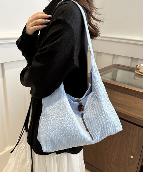 aimoha（アイモハ）の「カーブフォルムショルダートートバッグ（ショルダーバッグ・レディース・ホワイト/ピンク/ブラック/ブルー・FREE）」の14枚目の写真