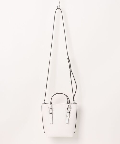 MICHAEL KORS(マイケルコース)の「QUINN トート クロスボディ エクストラスモール(ショルダーバッグ・レディース・ホワイト系・FREE)」の6枚目の写真