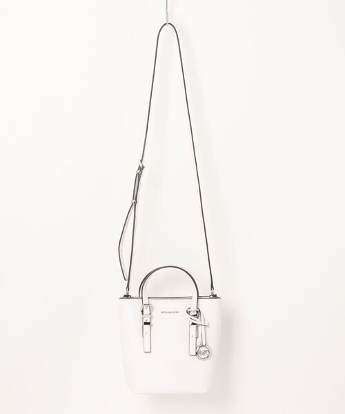 MICHAEL KORS(マイケルコース)の「QUINN トート クロスボディ エクストラスモール(ショルダーバッグ・レディース・ホワイト系・FREE)」の5枚目の写真