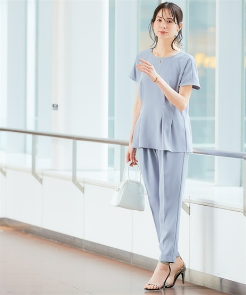 7days Life Styling(セブンデイズライフスタイリング)の「美極とろみ素材 半袖ペプラムブラウス(シャツ/ブラウス・レディース・チャコール/グレイッシュベージュ/グレー・S/M/L/LL)」の6枚目の写真