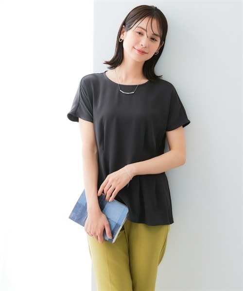 7days Life Styling(セブンデイズライフスタイリング)の「美極とろみ素材 半袖ペプラムブラウス(シャツ/ブラウス・レディース・チャコール/グレイッシュベージュ/グレー・S/M/L/LL)」の8枚目の写真