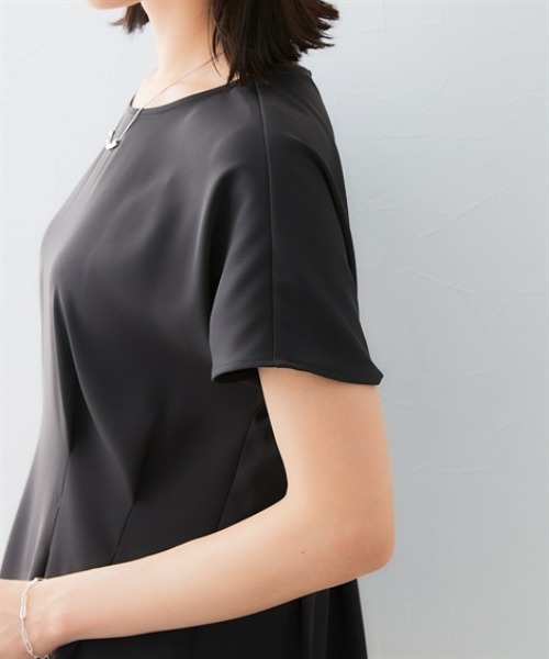7days Life Styling(セブンデイズライフスタイリング)の「美極とろみ素材 半袖ペプラムブラウス(シャツ/ブラウス・レディース・チャコール/グレイッシュベージュ/グレー・S/M/L/LL)」の17枚目の写真