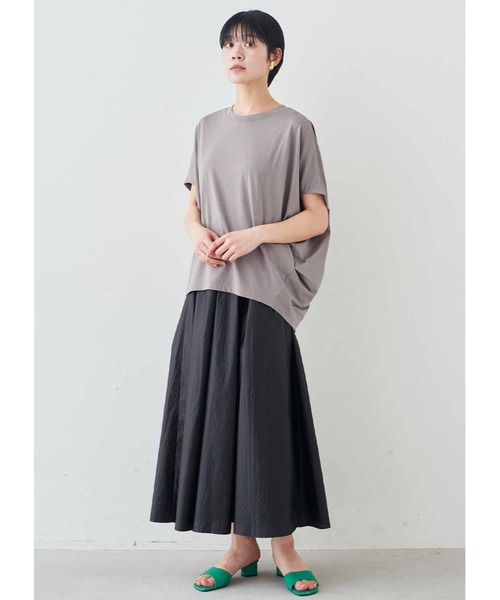 MEDE19F(メデジュウキュウ)の「MEDE19F 接触冷感ドルマンスリーブ カットソートップス(Tシャツ/カットソー・レディース・グレイッシュベージュ/オフホワイト/チャコールグレー・L/M)」の13枚目の写真