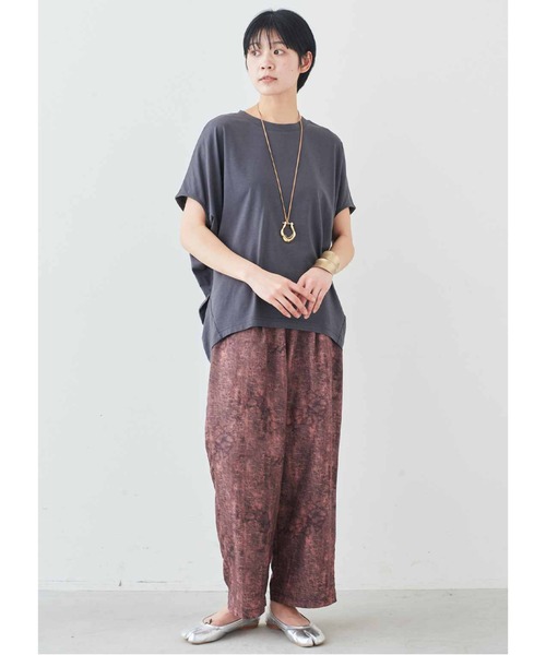 MEDE19F(メデジュウキュウ)の「MEDE19F 接触冷感ドルマンスリーブ カットソートップス(Tシャツ/カットソー・レディース・グレイッシュベージュ/オフホワイト/チャコールグレー・L/M)」の11枚目の写真