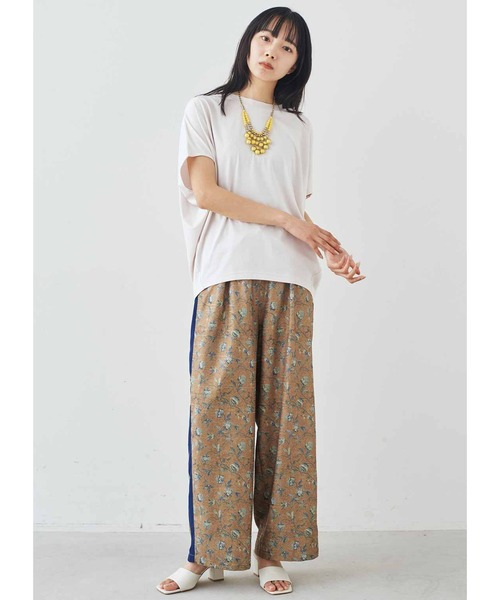 MEDE19F(メデジュウキュウ)の「MEDE19F 接触冷感ドルマンスリーブ カットソートップス(Tシャツ/カットソー・レディース・グレイッシュベージュ/オフホワイト/チャコールグレー・L/M)」の10枚目の写真