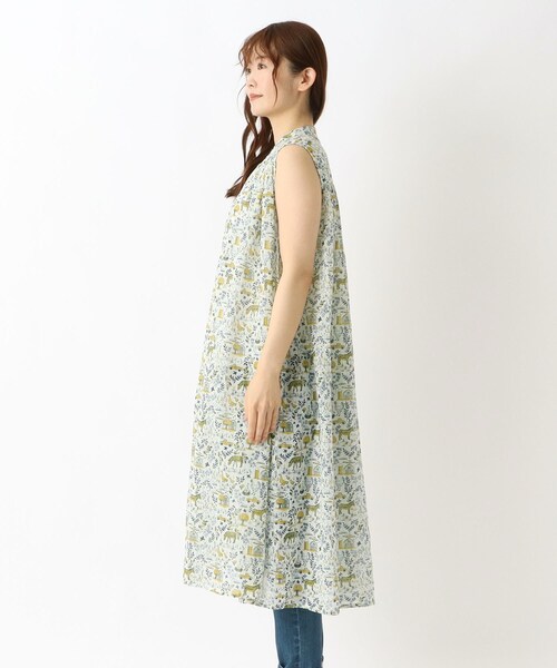 one'sterrace(ワンズテラス)の「リゾート アニマルワンピース(ワンピース・レディース・アイボリー系8/ネイビー系5・02)」の4枚目の写真