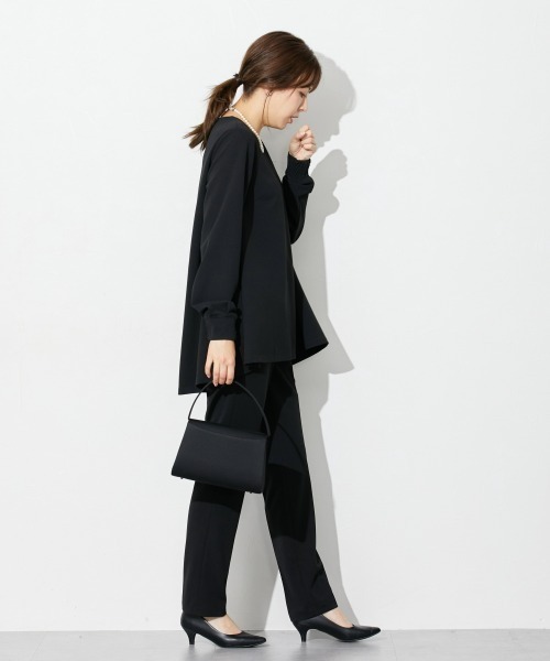 slattgir（スラットジール）の「高身長　【礼服】カットジョーゼットセットアップ（ブラウス＋テーパードパンツ）（ウォッシャブル・形態安定）（トールサイズ）（スーツセット・レディース・ブラック・TL/TM/TLL/T3L/T4L/T5L）」の7枚目の写真