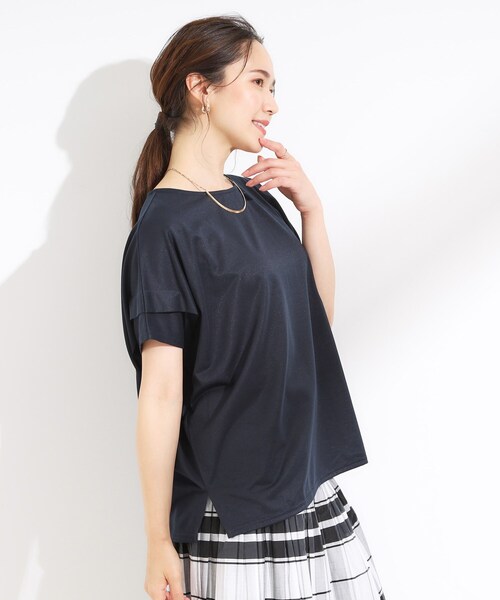 SHOO・LA・RUE(シューラルー)の「【S-LL/UV/吸水速乾】さらりと着こなす 肩タックゆるトップス(Tシャツ/カットソー・レディース・オレンジ/ネイビー/ライトグレー/イエロー系その他・01/02/03/04)」の10枚目の写真