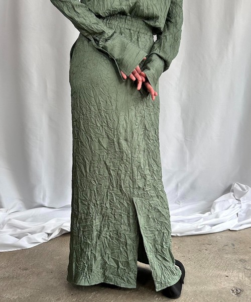 G.V.G.V.（ジーヴィージーヴィー）の「WRINKLE SATIN SKIRT（スカート・レディース・セージグリーン/ブラック・36/38）」の9枚目の写真