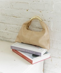 mysty woman | 【LE VERNIS】トライアングルBAG 574317(ハンドバッグ)