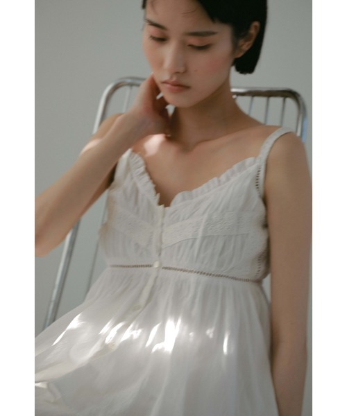 CASA FLINE（カーサフライン）の「【OC】オーガニックコットンレースキャミソール（シャツ/ブラウス・レディース・ホワイト/ネイビー/サックスブルー・FREE）」の6枚目の写真