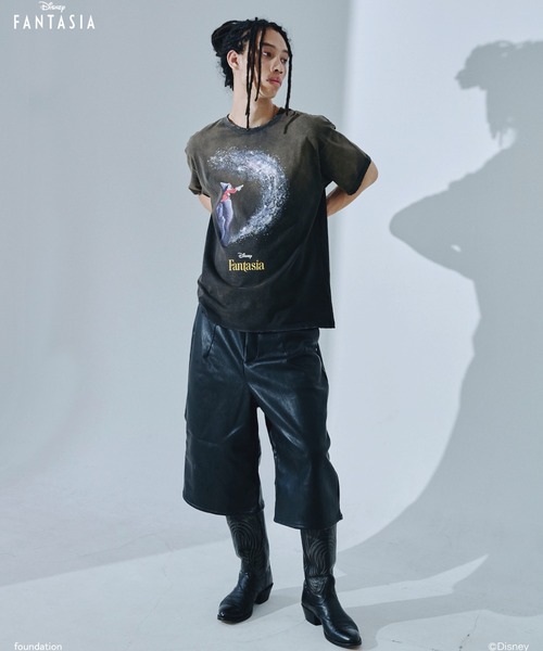 Camphor wood（カンファーウッド）の「wide baggy PU-leather shorts / ワイドバギーPUレザーショーツ（その他パンツ・メンズ・ブラック・SMALL/MEDIUM/LARGE）」の4枚目の写真