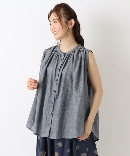 one'sterrace（ワンズテラス）の「コットンシャンブレーフレンチスリーブシャツ（シャツ/ブラウス・レディース・ネイビー系5/ブルー系その他7・02）」の2枚目の写真