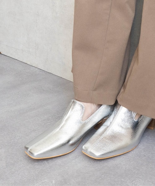 Fabby fabby(ファビィーファビィー)の「スクエアーオニグリヒールパンプス(パンプス・レディース・ブラック/ブラウン/シルバー・LARGE/MEDIUM/SMALL)」の11枚目の写真