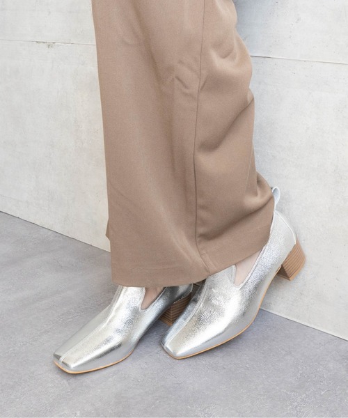 Fabby fabby(ファビィーファビィー)の「スクエアーオニグリヒールパンプス(パンプス・レディース・ブラック/ブラウン/シルバー・LARGE/MEDIUM/SMALL)」の12枚目の写真