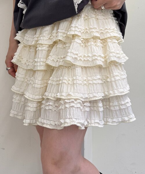 w closet（ダブルクローゼット）の「【25AW】フリルミニティアードスカパン（スカート・レディース・オフホワイト/アイボリー/ブラック・FREE）」の13枚目の写真