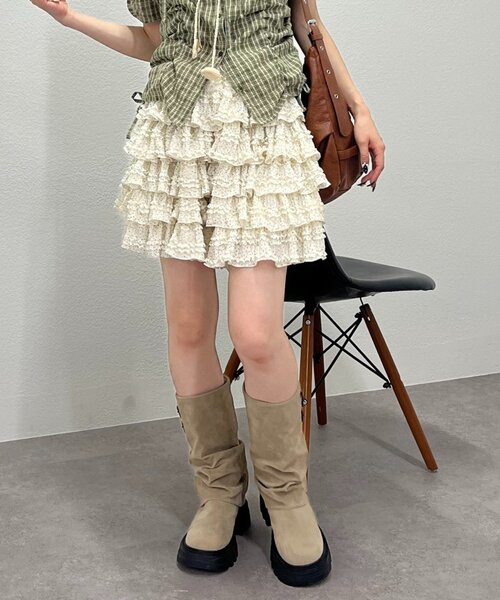 w closet（ダブルクローゼット）の「【25AW】フリルミニティアードスカパン（スカート・レディース・オフホワイト/アイボリー/ブラック・FREE）」の4枚目の写真