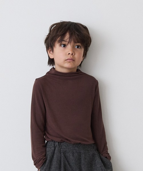 riziere(リジェール)の「シームレスハイネックプルオーバー(MOMとお揃い)(Tシャツ/カットソー・キッズ・ブラウン/ホワイト/ブラック・130/120/110/100/90/150/140)」の3枚目の写真