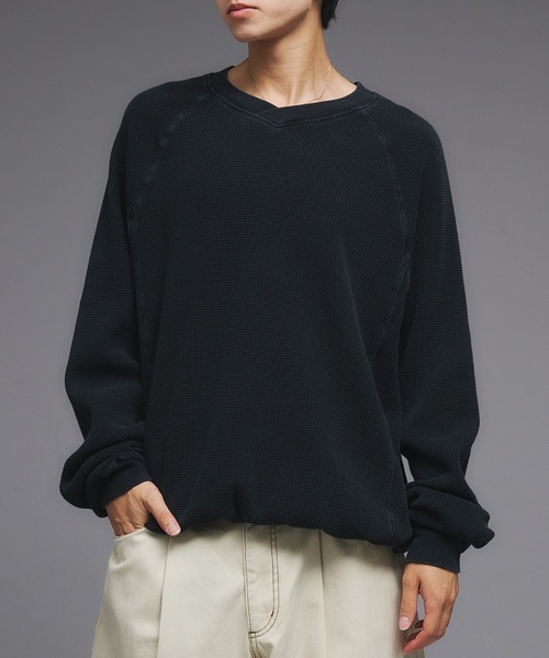 Adoon plain（アドーンプレーン）の「Shallow V-Neck Thermal Long Sleeve T / 浅VネックサーマルロングスリーブT（Tシャツ/カットソー・メンズ・ボルドー/杢グレー/ブラウン/ブラック/その他/ネイビー・MEDIUM/LARGE）」の6枚目の写真