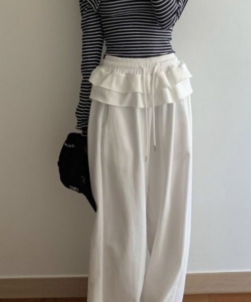 新品未使用　OHGA FRILL PANTS ホワイト Mサイズ 新品未使用 OHGA FRILL PANTS ホワイト Mサイズ FRILL PANTS | OHGA