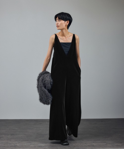 セール】【WEB限定】コンフィリュクスベロアオールインワン