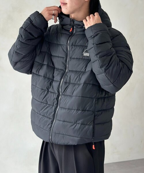 SIERRA DESIGNS（シェラデザイン）の「中綿フーディジャケット（ブルゾン・メンズ・ベージュ/グリーン/ブラック/レッド・LARGE/MEDIUM）」の9枚目の写真