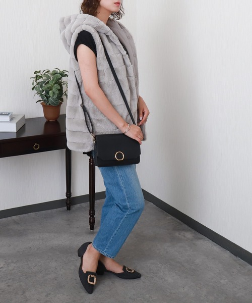 libelle more（リベル モア）の「フェイクファー＆キルト リバーシブルフードベスト（ベスト・レディース・モカ/ブラック/グレー/ベージュ・M/L）」の21枚目の写真