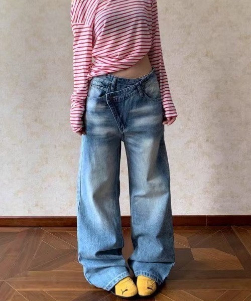 FreeZone(フリーゾーン)の「クロスウエスト ワイドデニムパンツ(デニムパンツ・メンズ・ブルー・S/M/L)」の6枚目の写真