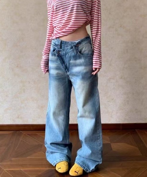 FreeZone(フリーゾーン)の「クロスウエスト ワイドデニムパンツ(デニムパンツ・メンズ・ブルー・S/M/L)」の7枚目の写真