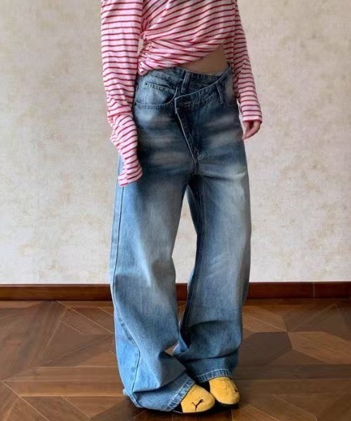 FreeZone(フリーゾーン)の「クロスウエスト ワイドデニムパンツ(デニムパンツ・メンズ・ブルー・S/M/L)」の8枚目の写真
