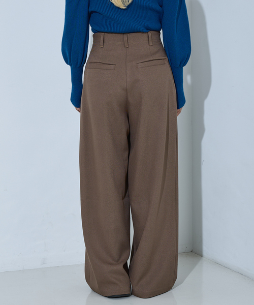 NOMINE(ノミネ)の「【セットアップ】タックワイドパンツ(その他パンツ・レディース・ブラック/モカ/ブラック系その他・S/M)」の8枚目の写真