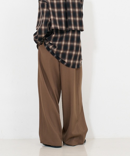 NOMINE(ノミネ)の「【セットアップ】タックワイドパンツ(その他パンツ・レディース・ブラック/モカ/ブラック系その他・S/M)」の15枚目の写真