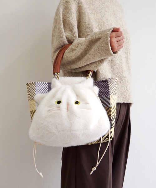 WOVEN(ウーヴン)の「WOVEN (ウーヴン) / エコファー ねこ フェイス 2WAY BAG 猫巾着 バッグ(ハンドバッグ・レディース・グレー/ホワイト/ブラック/ブラウン/ホワイト系・FREE)」の1枚目の写真