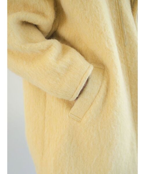 Ungrid（アングリッド）の「アルパカ混ミドル丈スタンドカラーコート