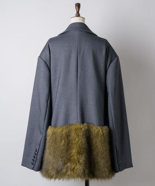 yae（ヤエ）の「Fur blocking coat / ファーブロッキングジャケット（テーラードジャケット・レディース・ブラック/グレー・FREE）」の11枚目の写真