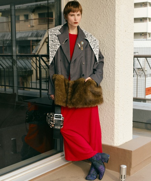 yae（ヤエ）の「Fur blocking coat / ファーブロッキングジャケット（テーラードジャケット・レディース・ブラック/グレー・FREE）」の16枚目の写真